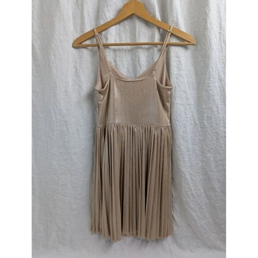 Hollister women's Sz small Pleated Mini Dress Sleeveless Metallic Gold Tan I5 - Picture 3 of 7
